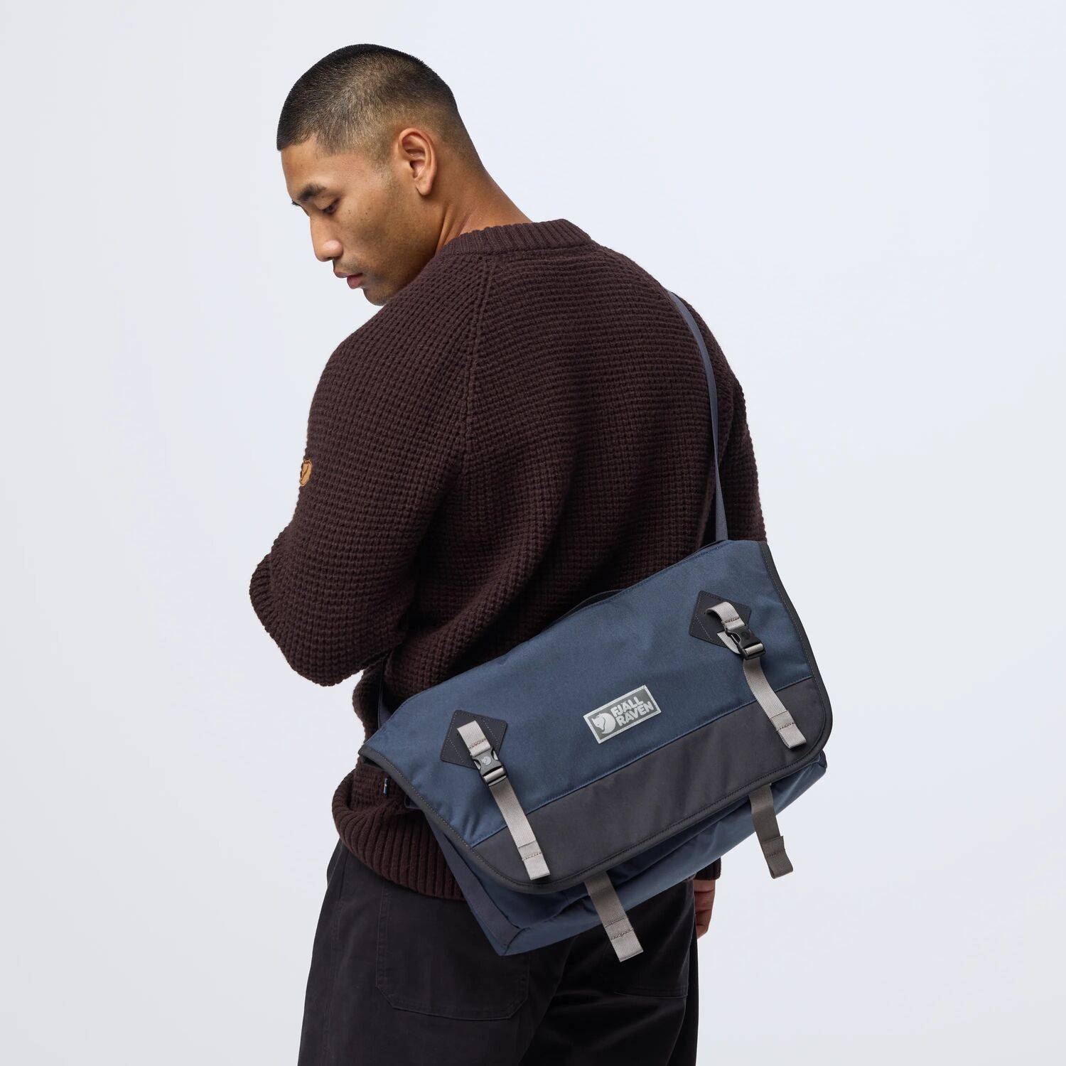 Vardag Shoulder Bag 12