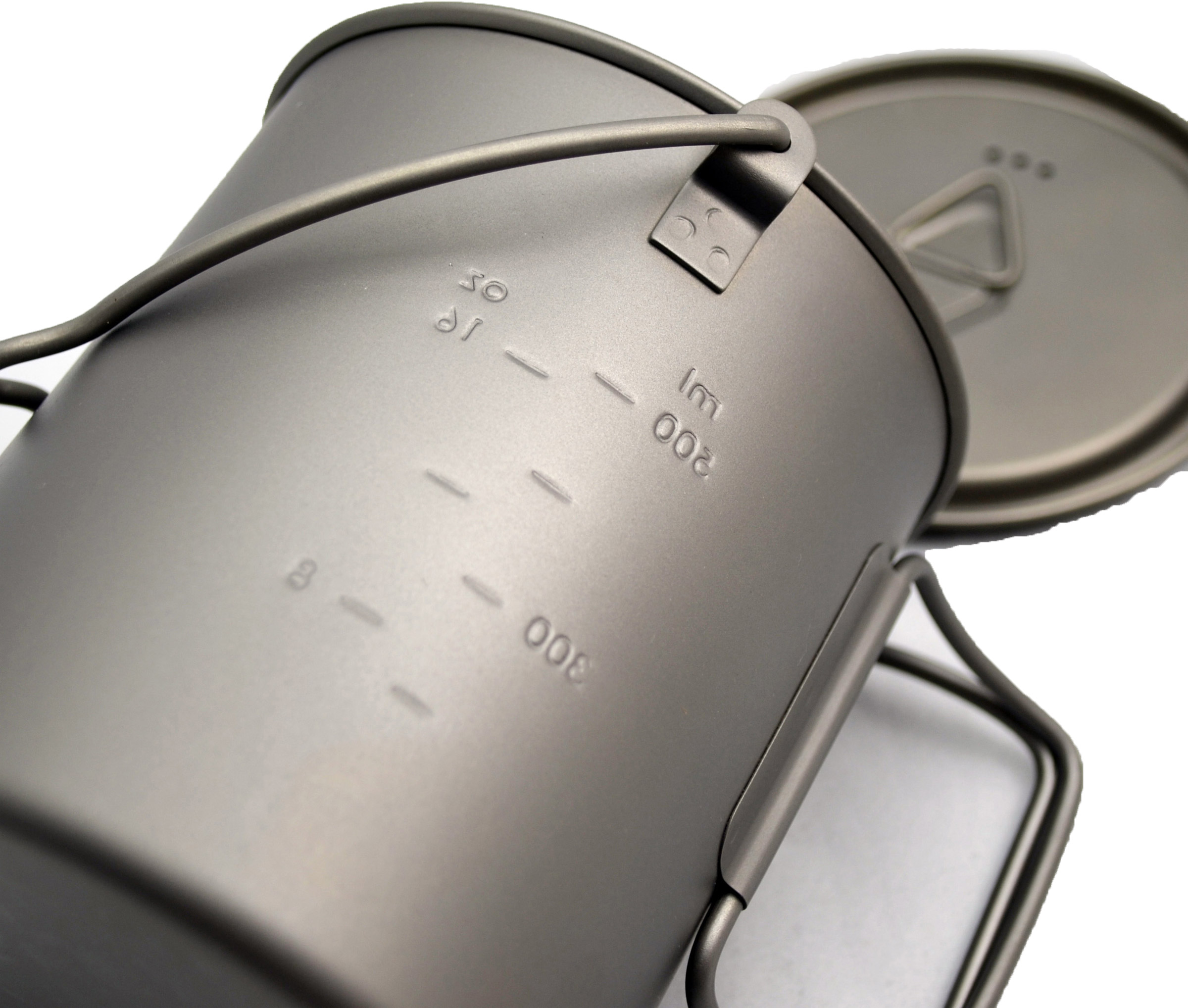 Titanium 750 ml Pot with Bail Handle