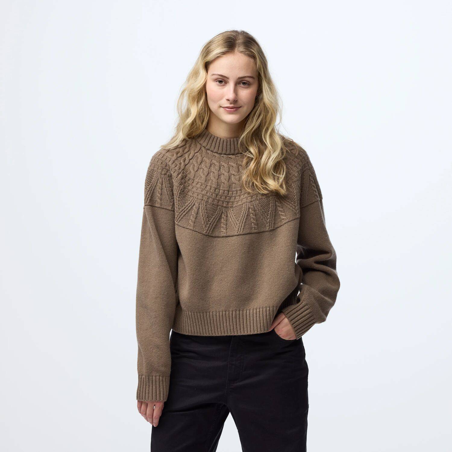 Övik Solid Jacquard Knit Dame