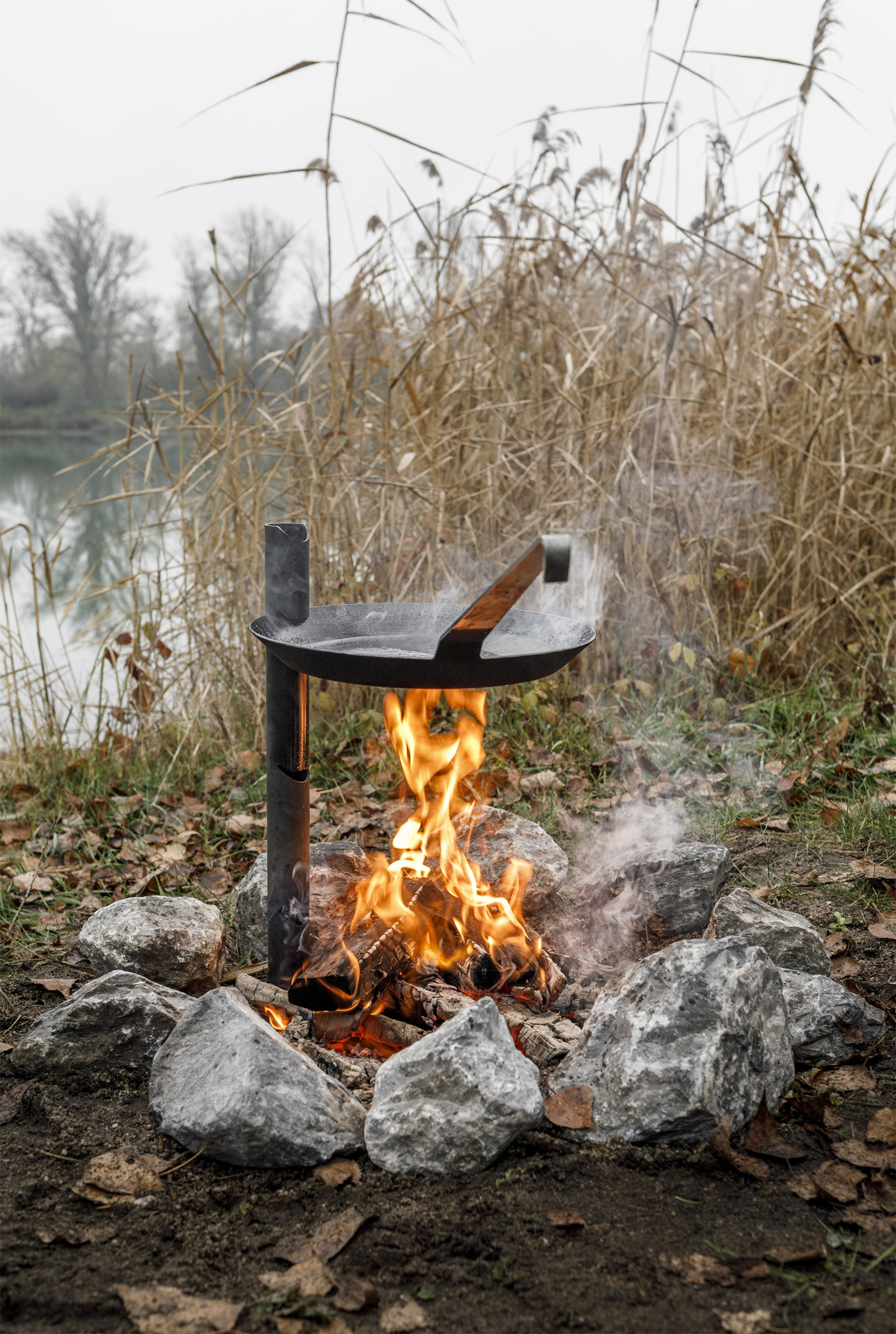 Campfire Bracket for Wrought-Iron Pans