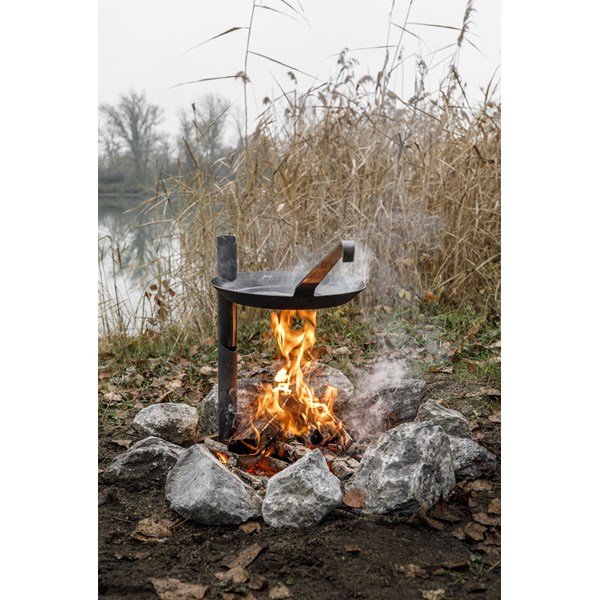 Campfire Bracket for Wrought-Iron Pans