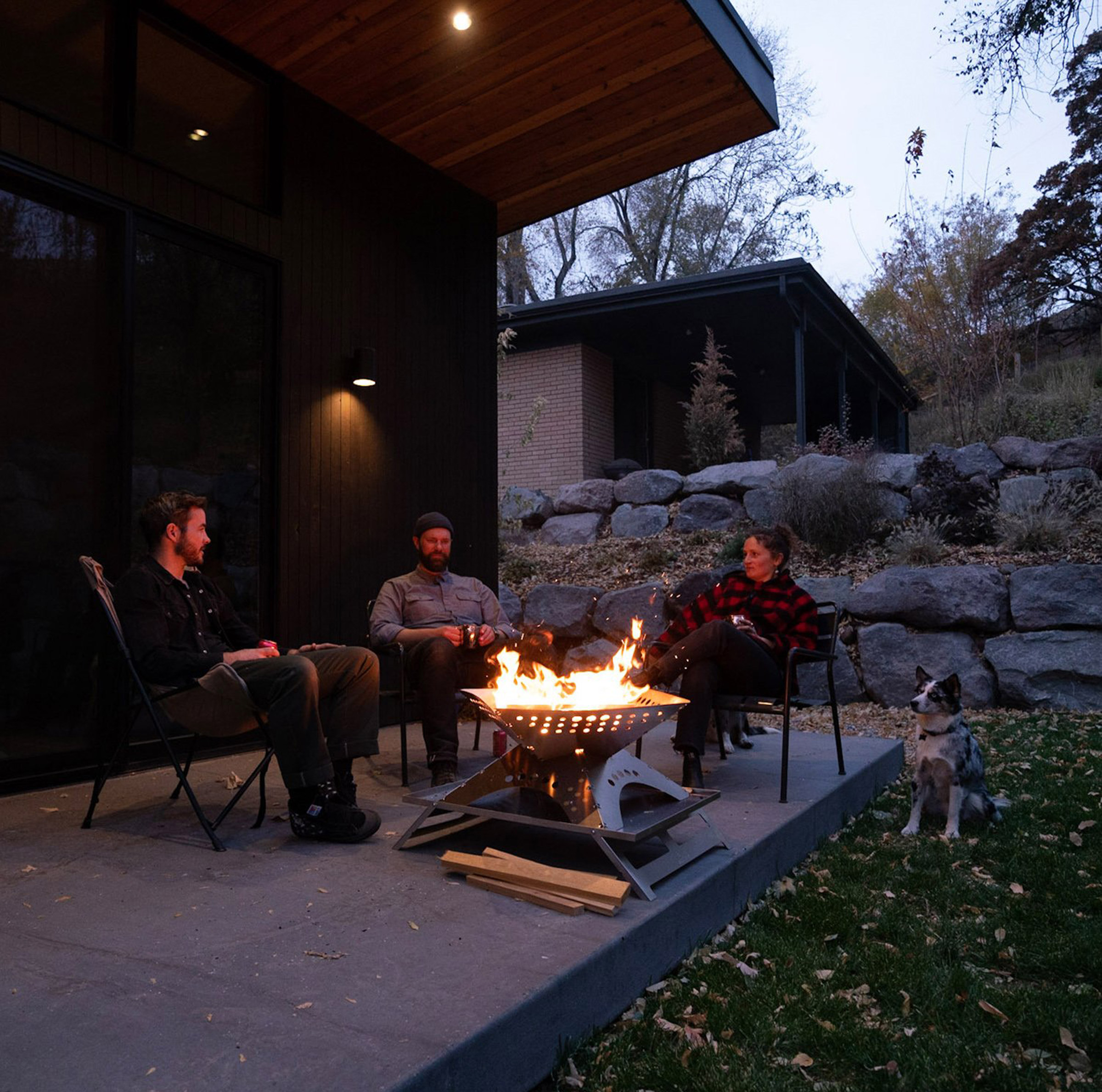 Accessory Table for X-Large Flat Firepit