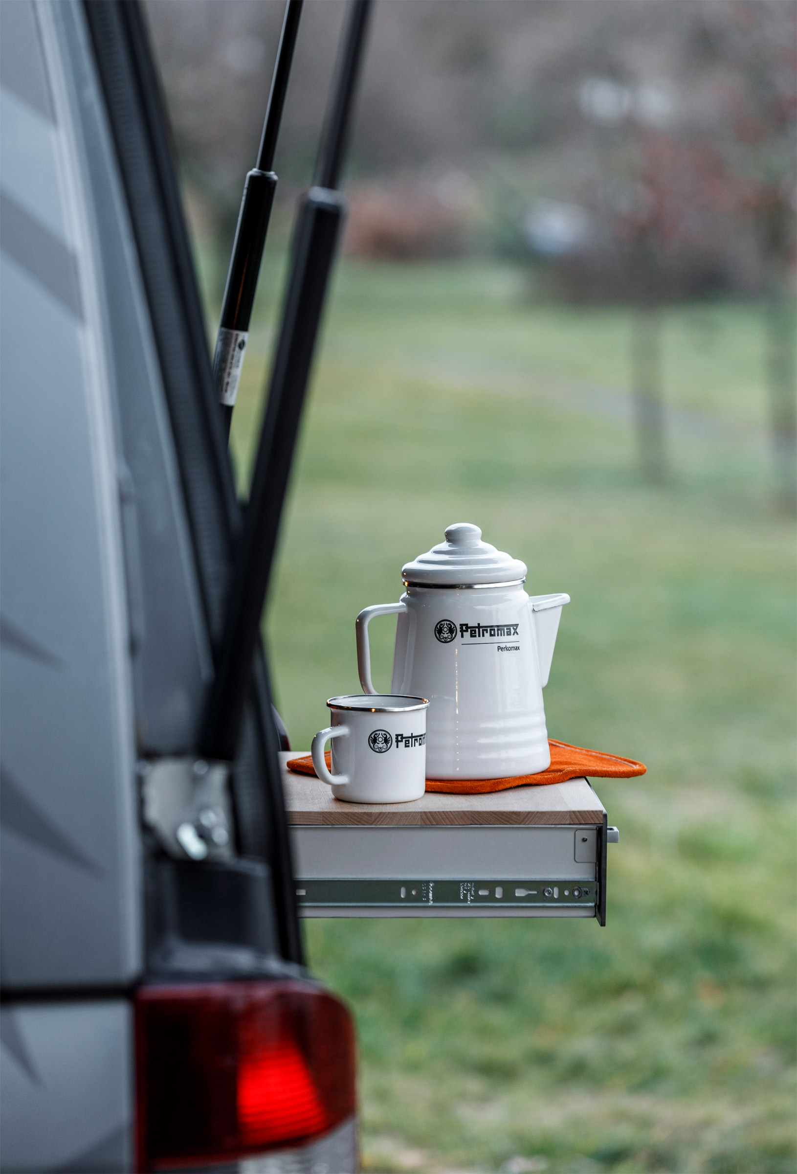 Perkomax Tea & Coffee Percolator, White