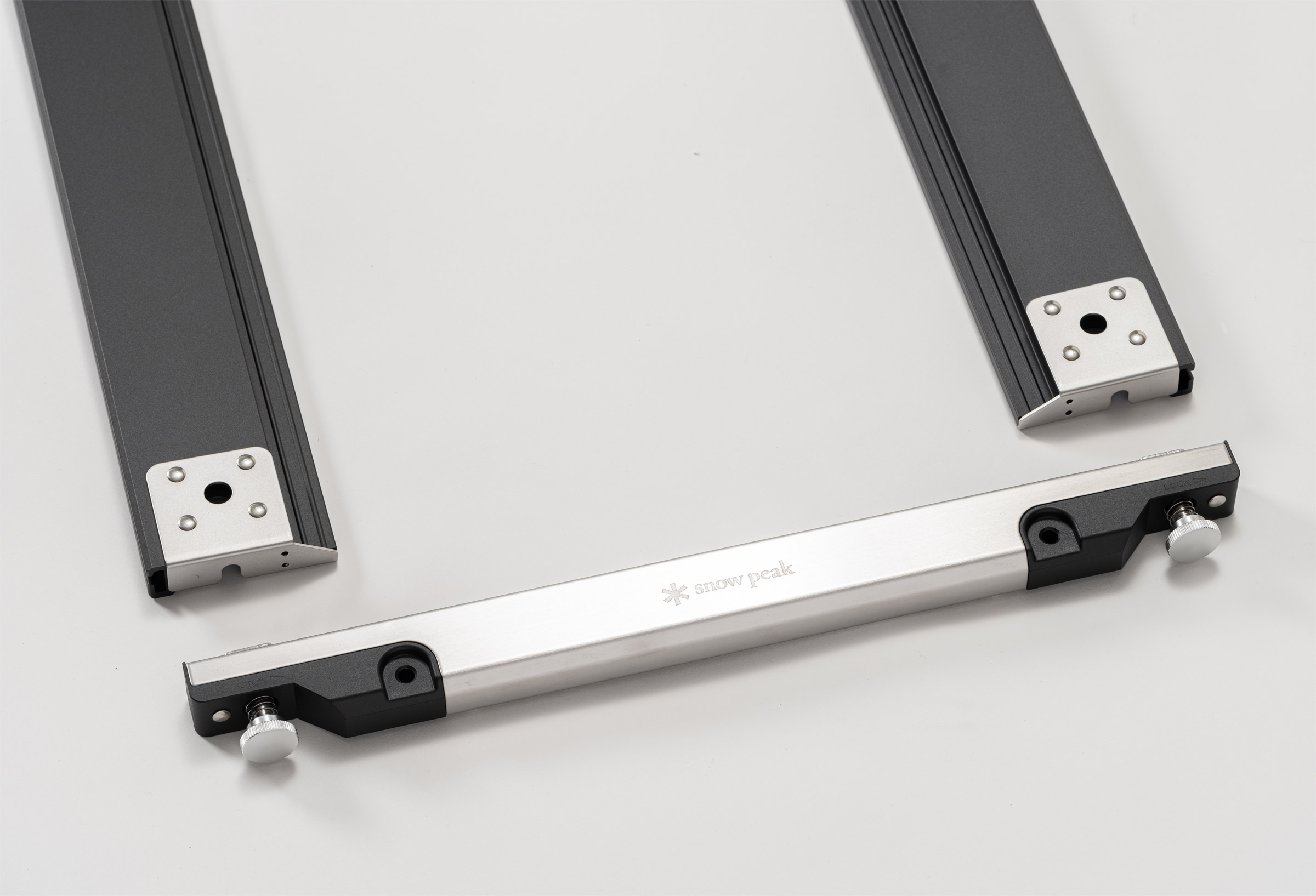 Collapsible IGT 3 Unit Frame