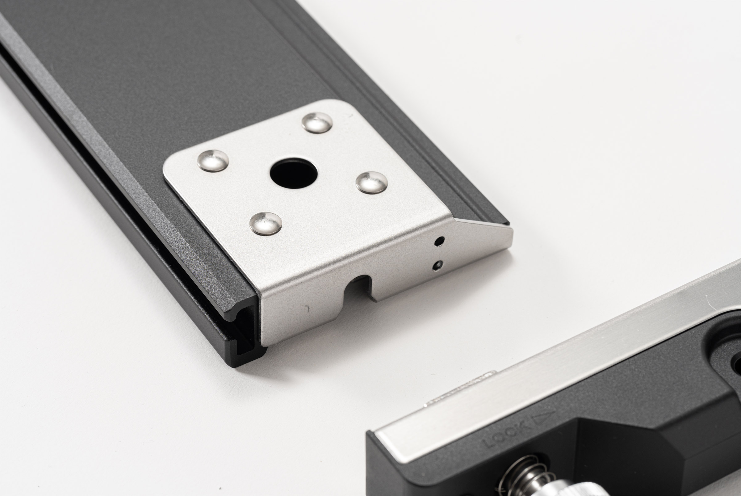 Collapsible IGT 3 Unit Frame