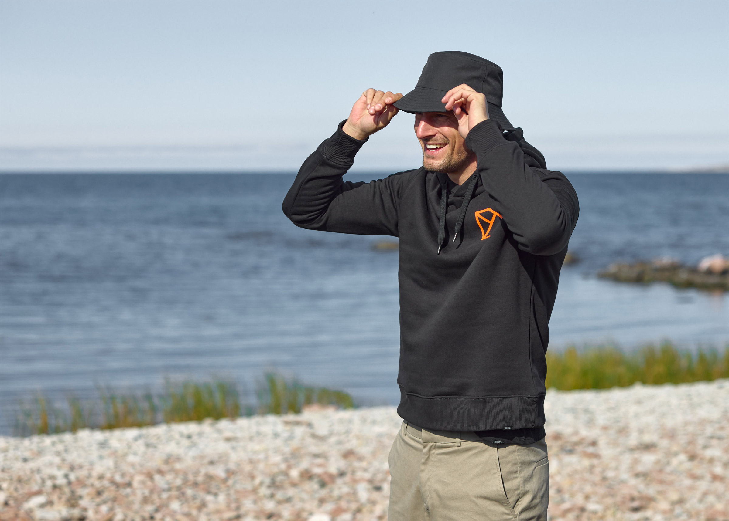 Solomon Waterproof Bucket Hat