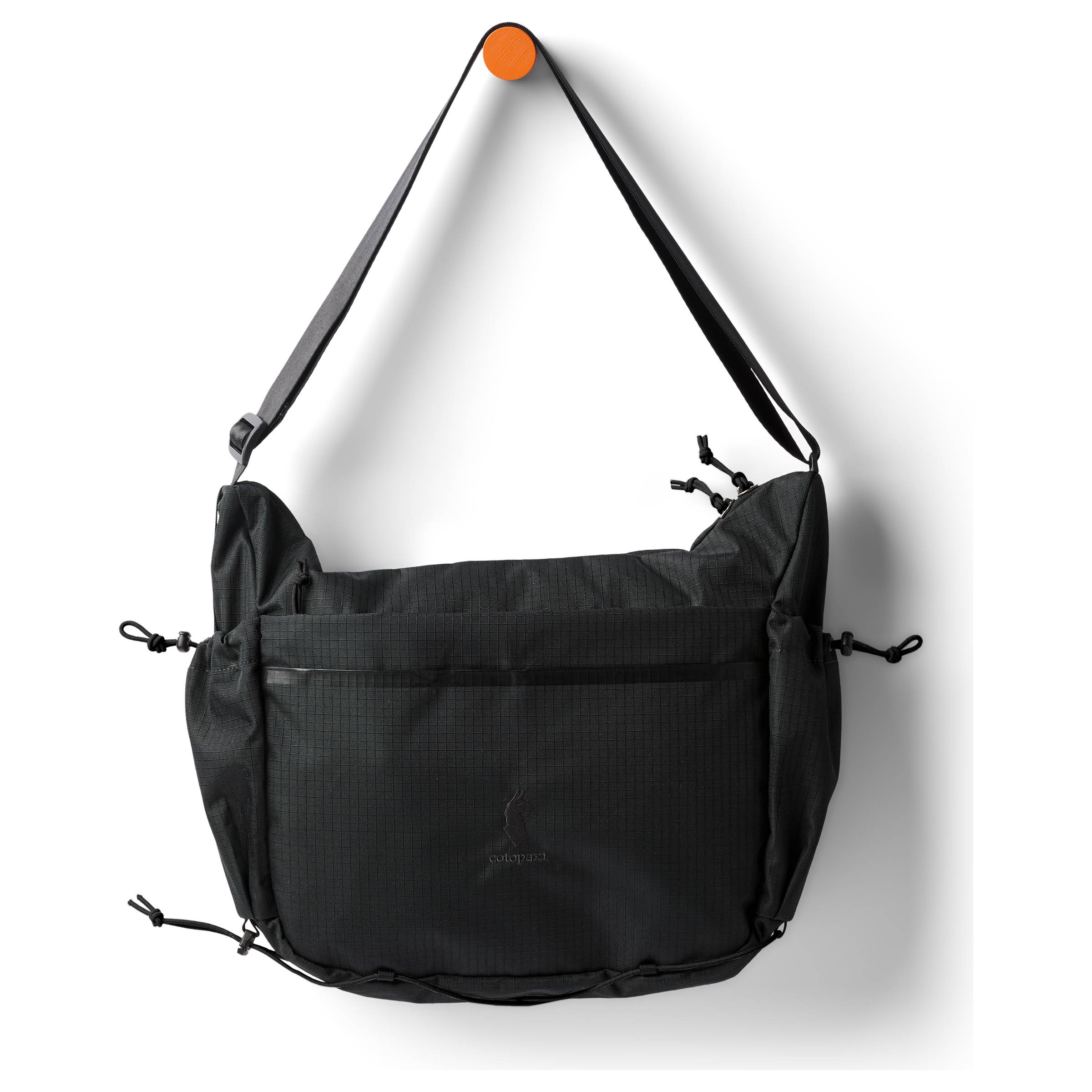 Viaje 12L Shoulder Bag