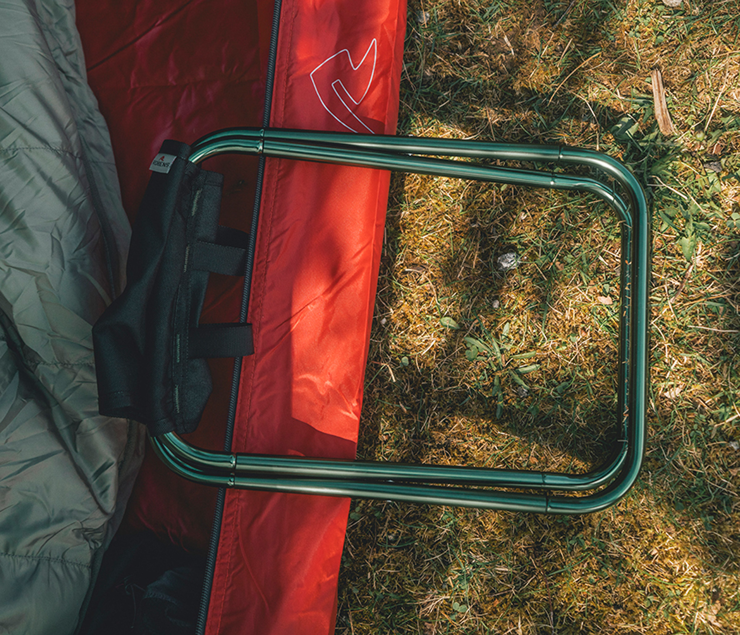 Discover Glowing Green Skammel