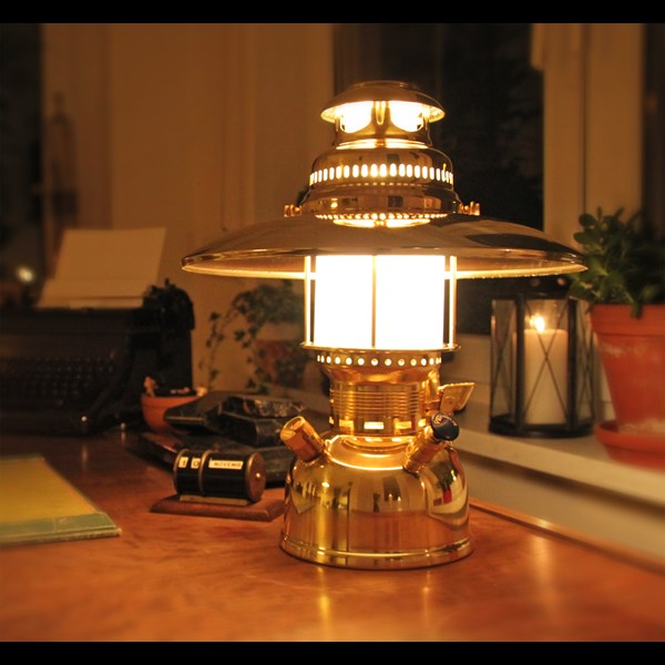 Electro HK500 Table Lamp, Brass