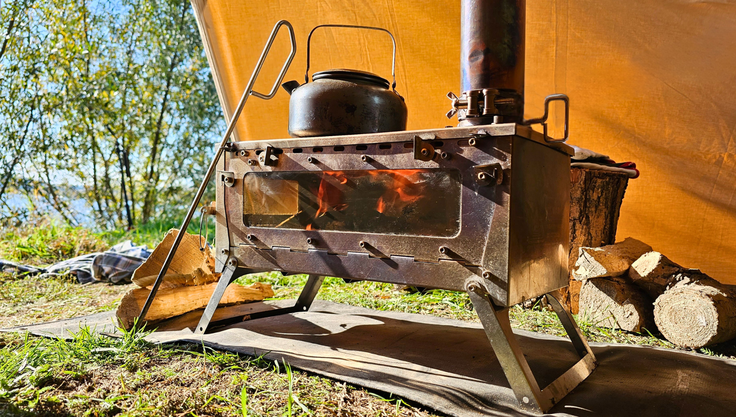 Fastfold Large Camping Stove with 2 Windows
