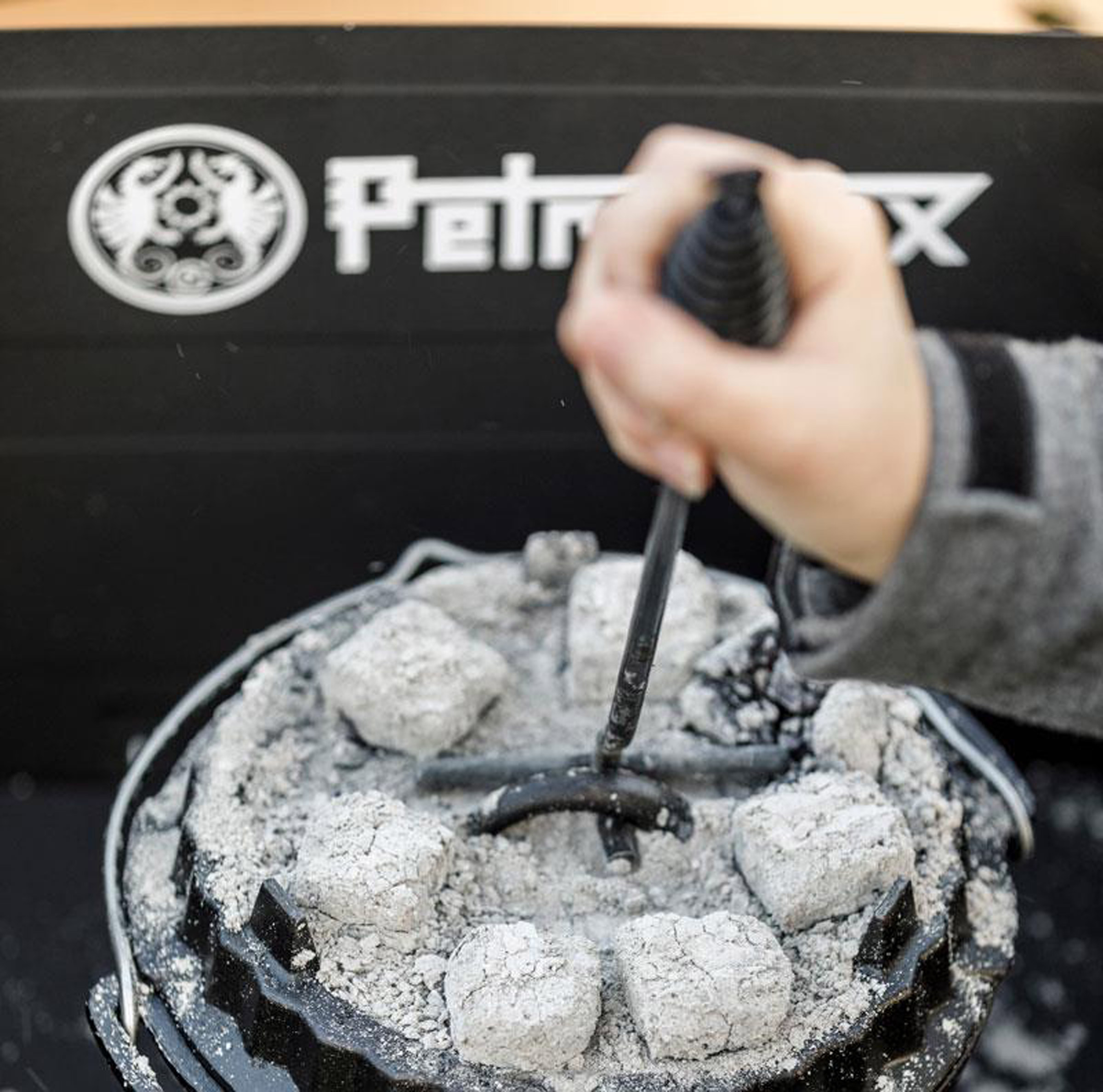 Dutch Oven Lid Lifter Petromax Prismatch, Køb nu!