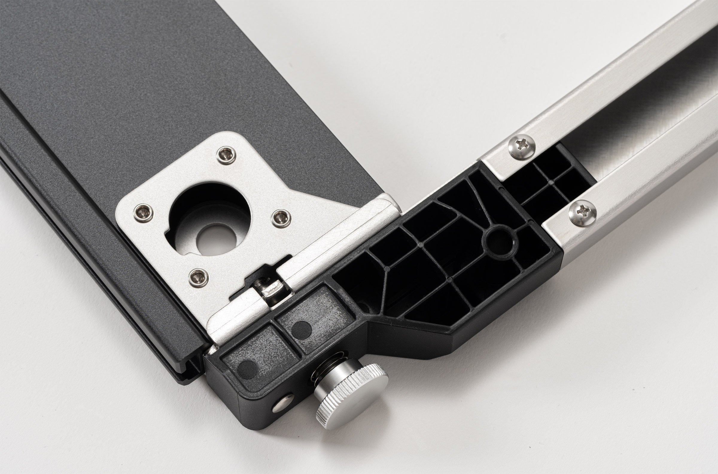 Collapsible IGT 3 Unit Frame