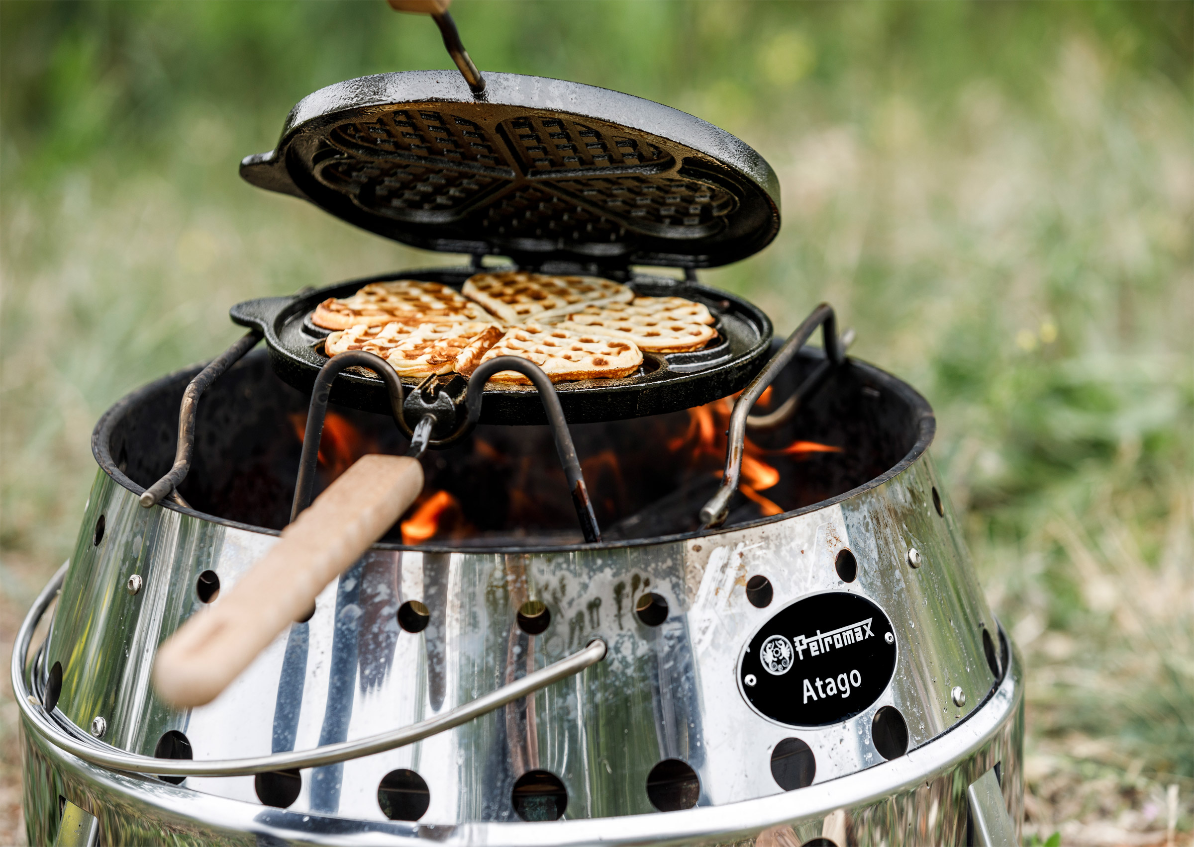 Rotating Waffle Iron