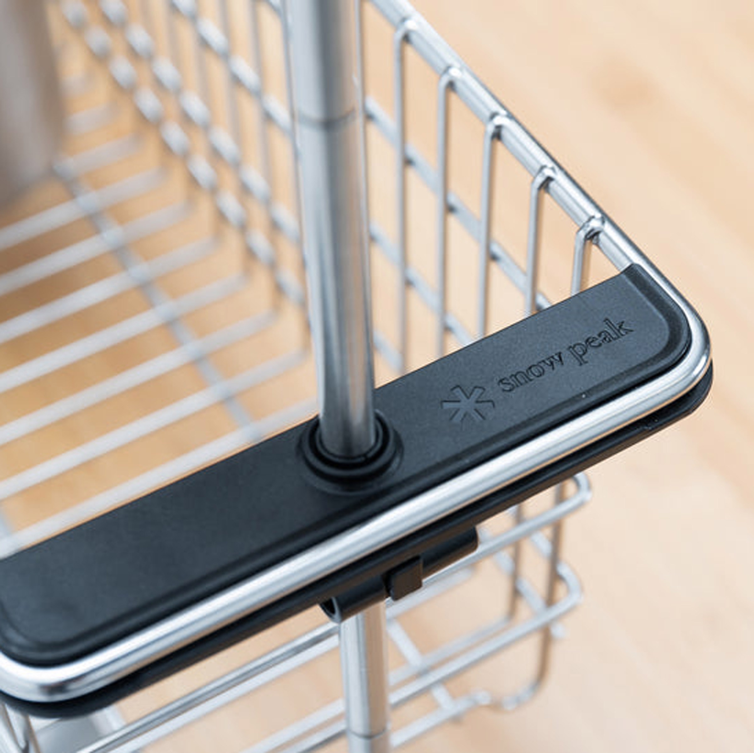 Deep Mesh Tray Half Unit