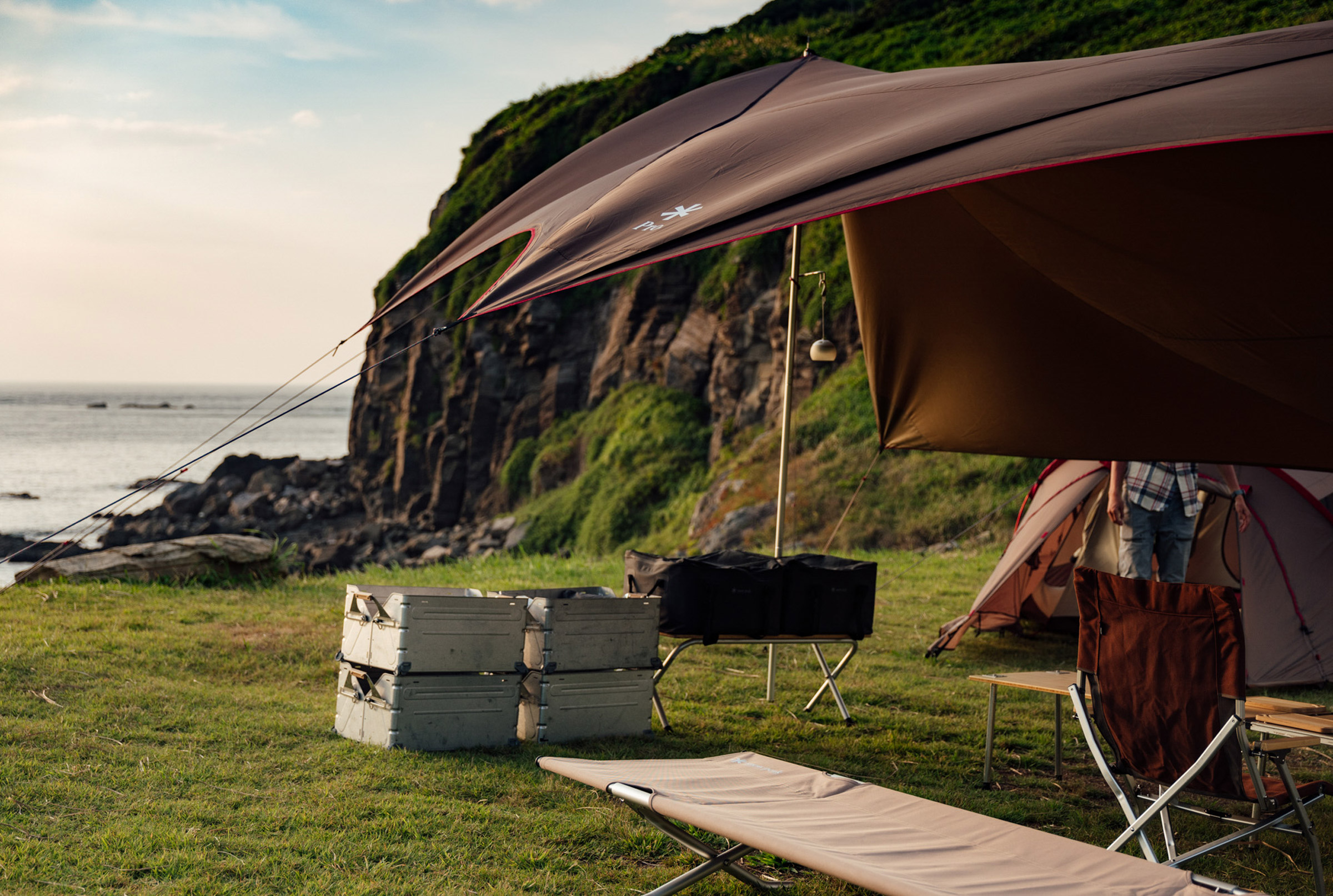 Stacking Shelf Container 50