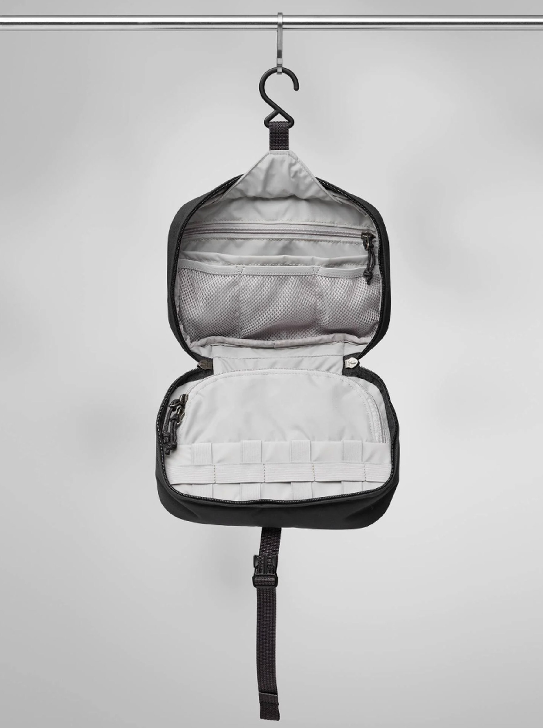 Färden Necessity Bag