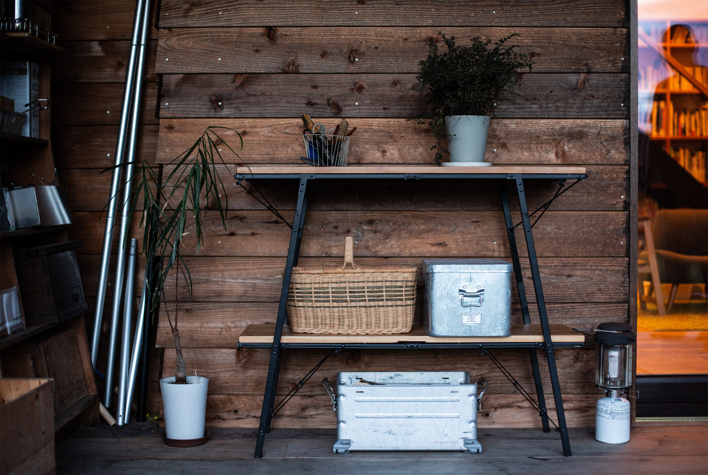 Single Action Rack